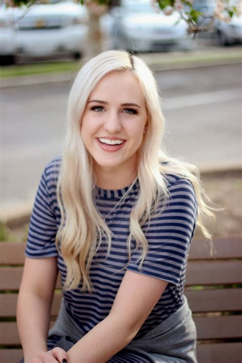 chloe boobpedia